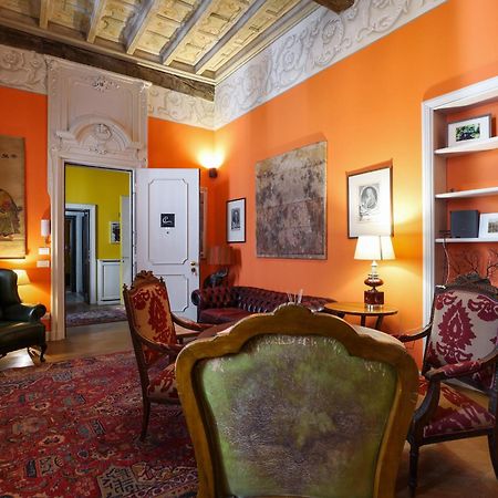Prestige Boutique Aparthotel - Montenapoleone Милано Екстериор снимка