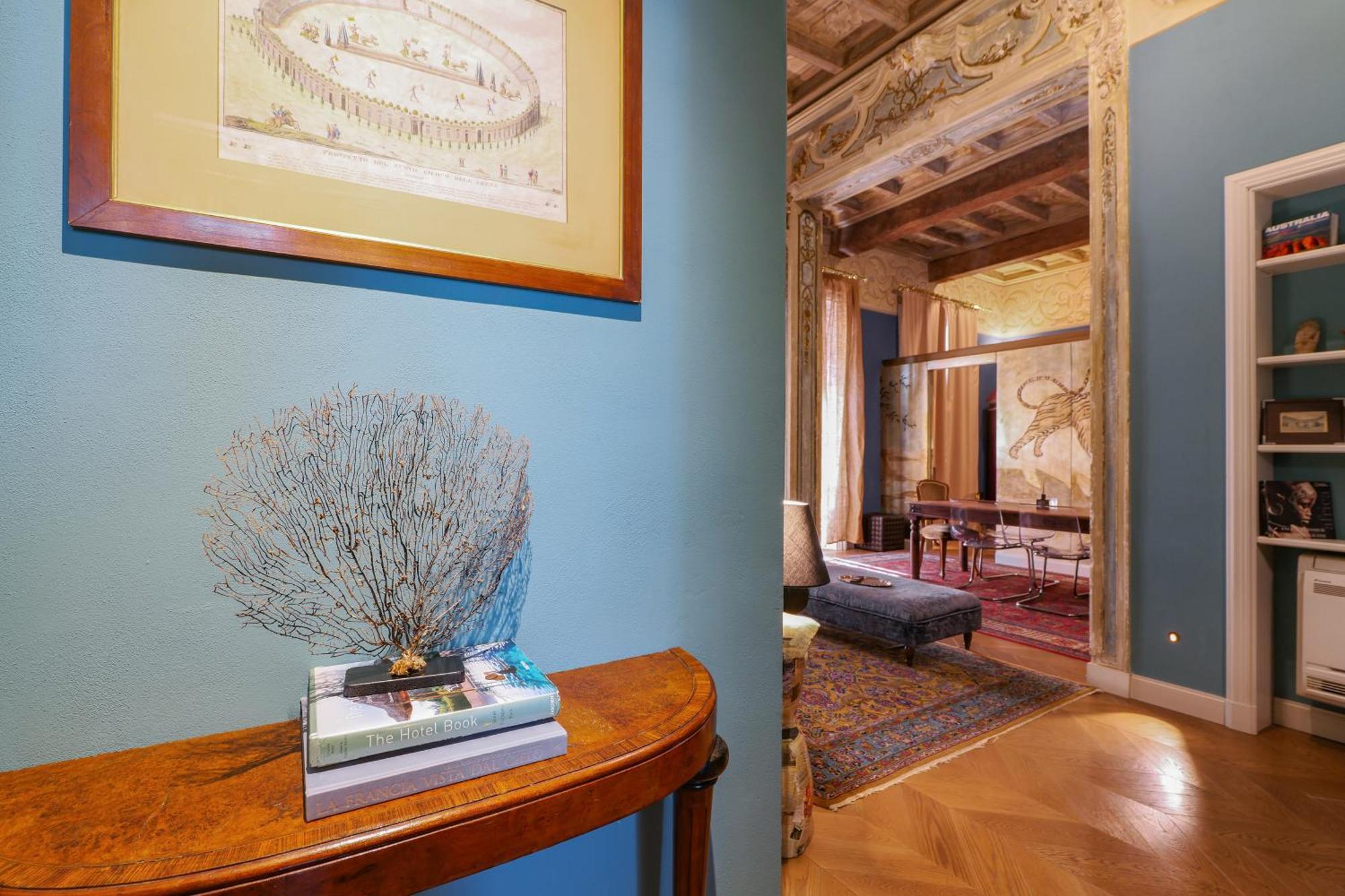 Prestige Boutique Aparthotel - Montenapoleone Милано Екстериор снимка